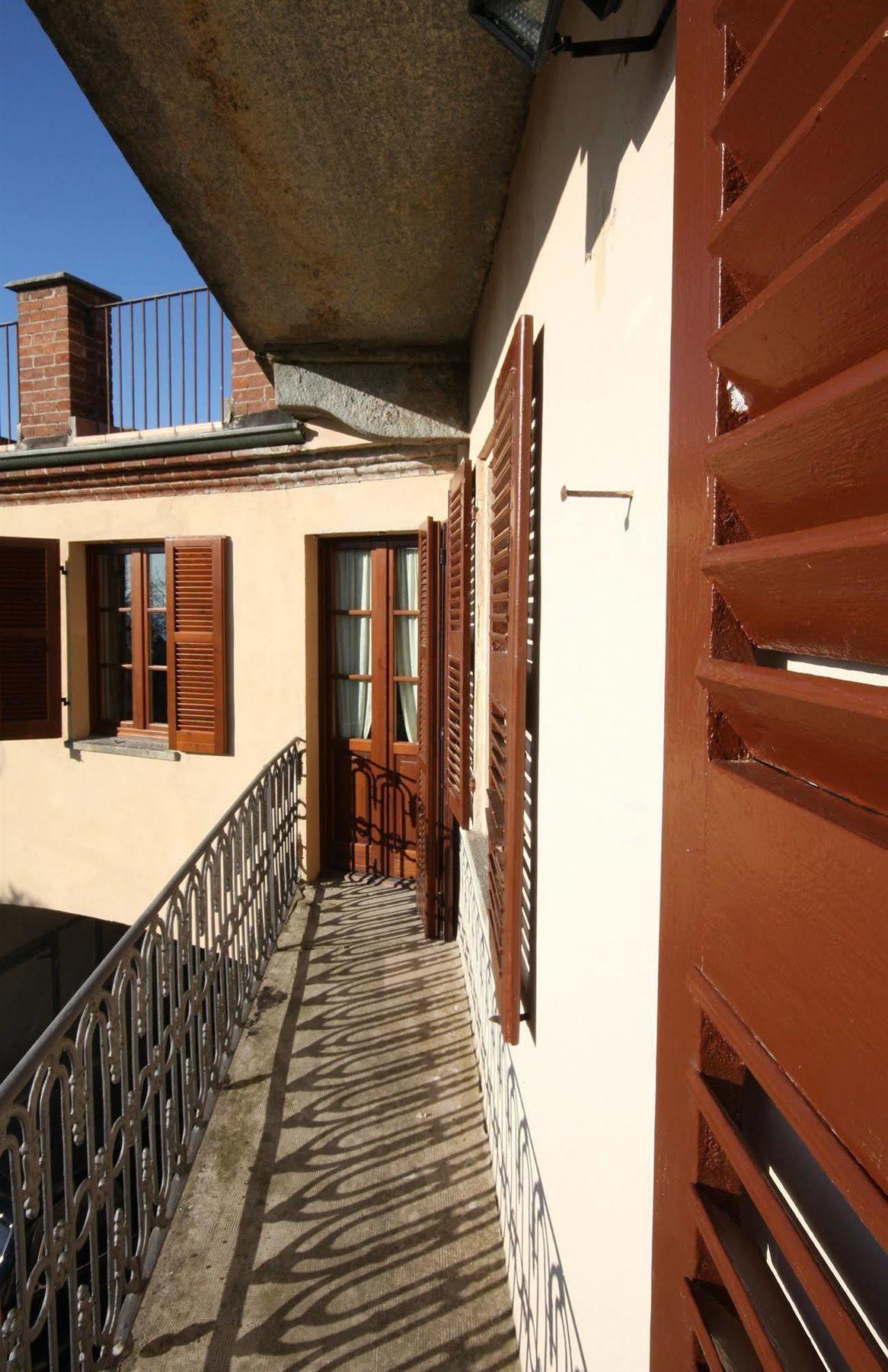 Relais San Desiderio Bed & Breakfast Calliano  Exterior photo
